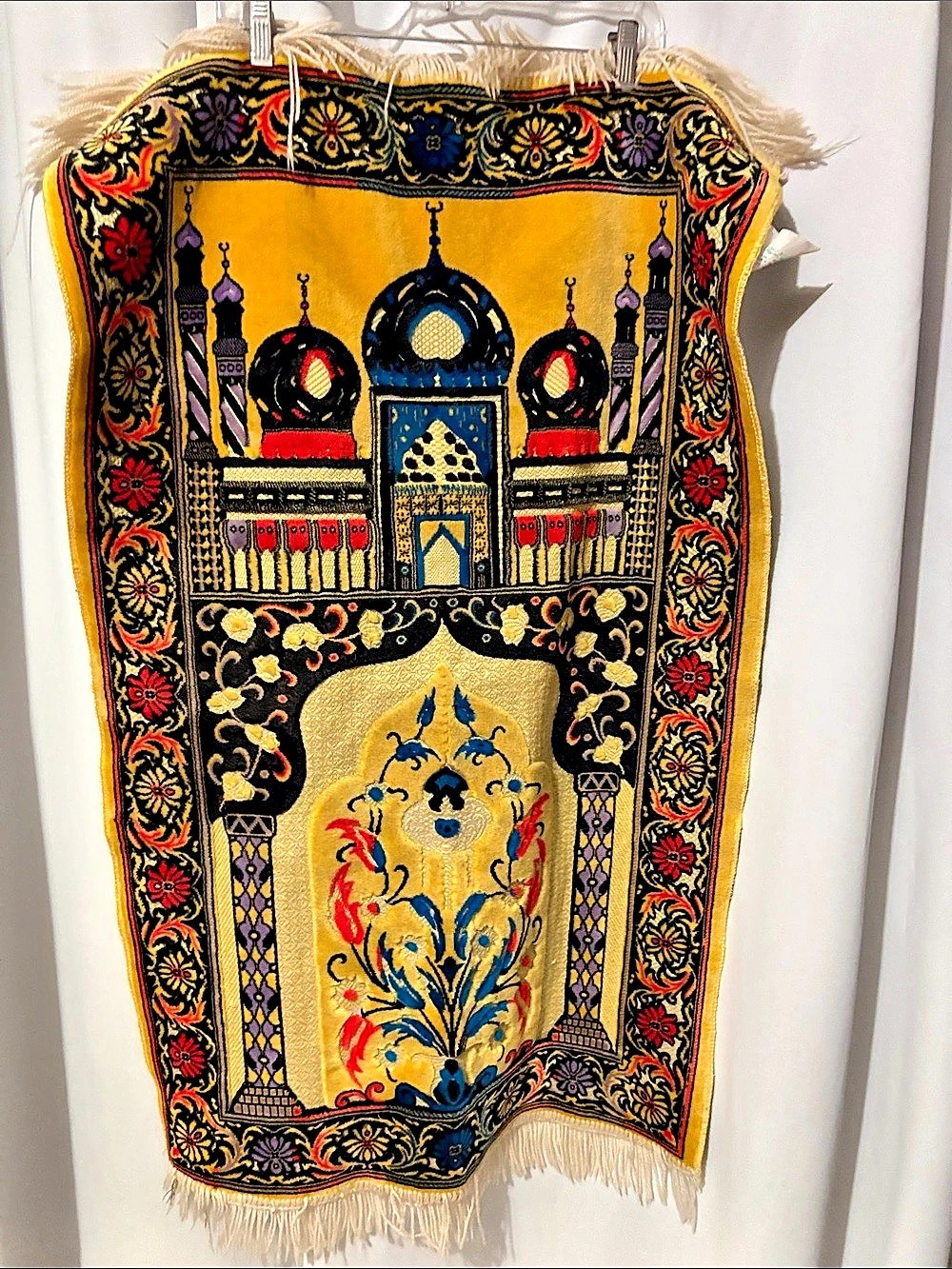 Aydin Mensucat Ornate Mosque Textile Wall Decor Gold & Black